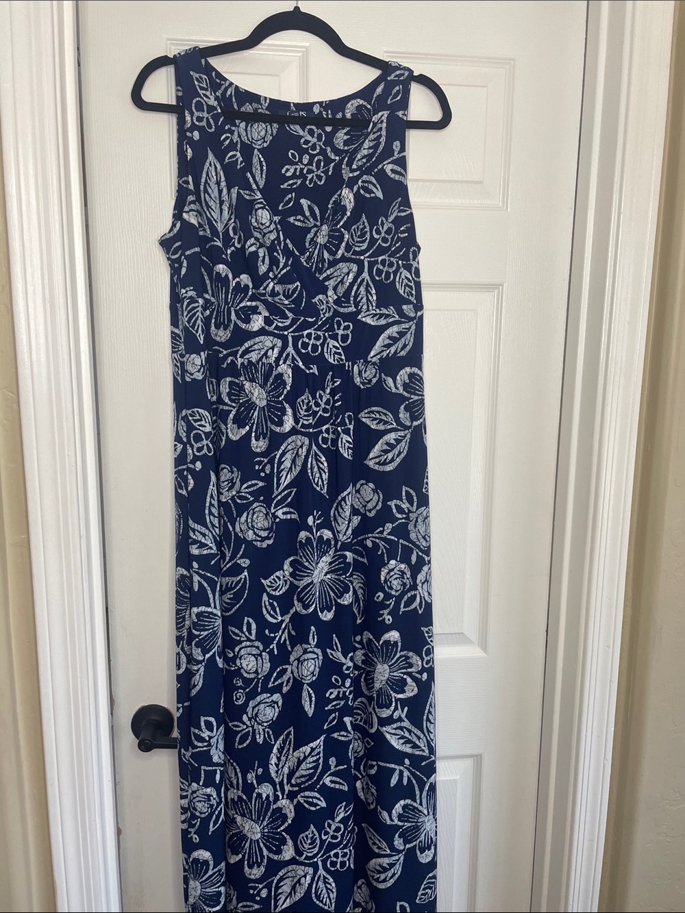 Chaps Navy and White Floral Maxi Dress - Picture 3 of 9